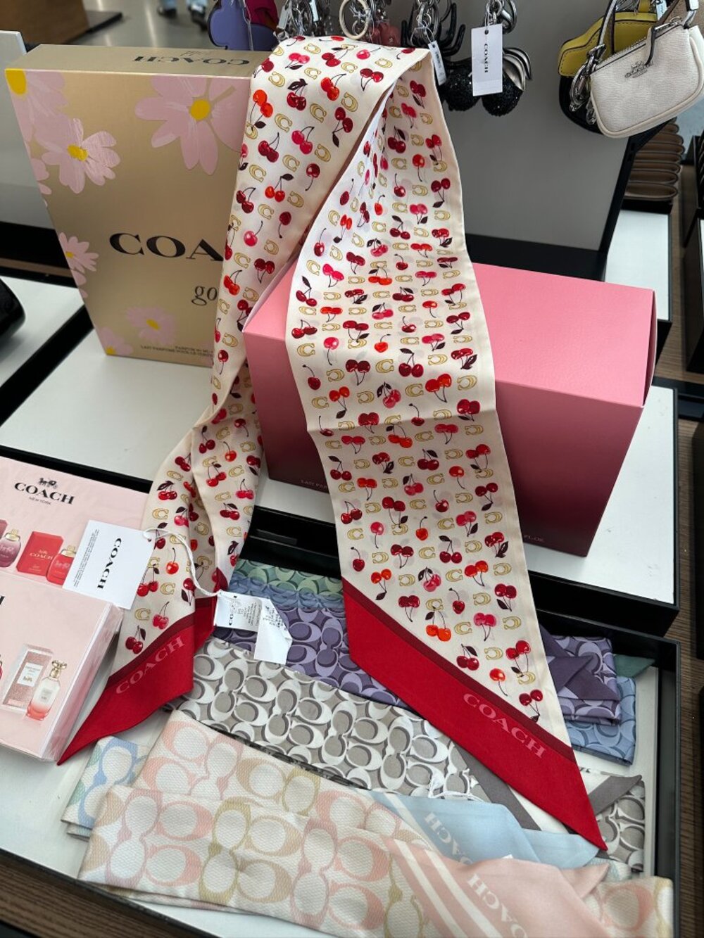 NWT! Coach CDG77 Sculpted C Cherries Print Silk Wide Skinny Scarf In Chalk Red - Picture 4 of 8